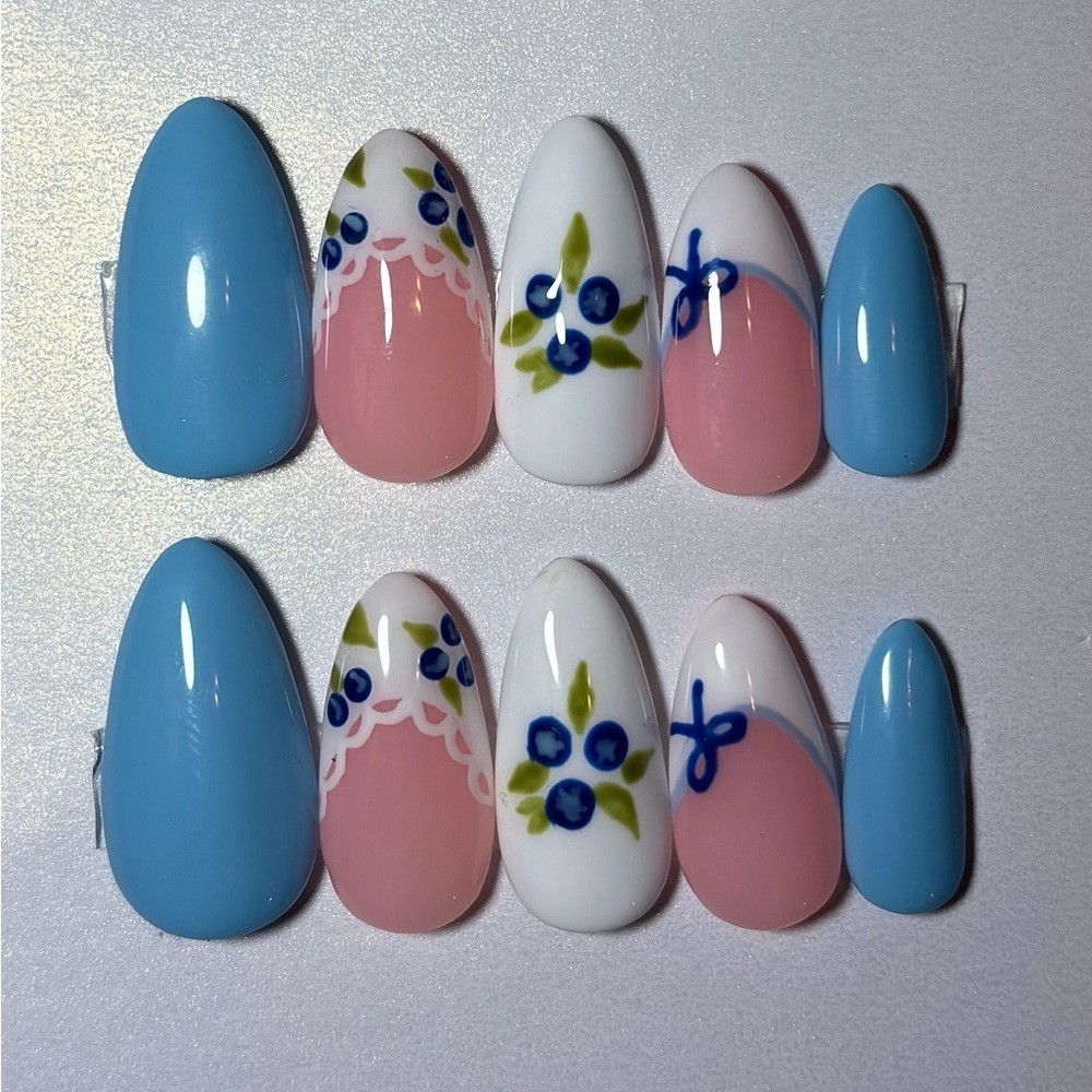 Custom Blueberry/Bow Styled Nail Set